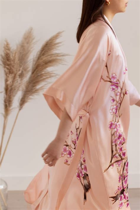 Silk Handpainted Cherry Blossom Long Kimono Robe Robe De Nuit Robe