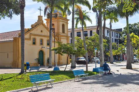 Centro Histórico de São Sebastião Construções charmosas e bons