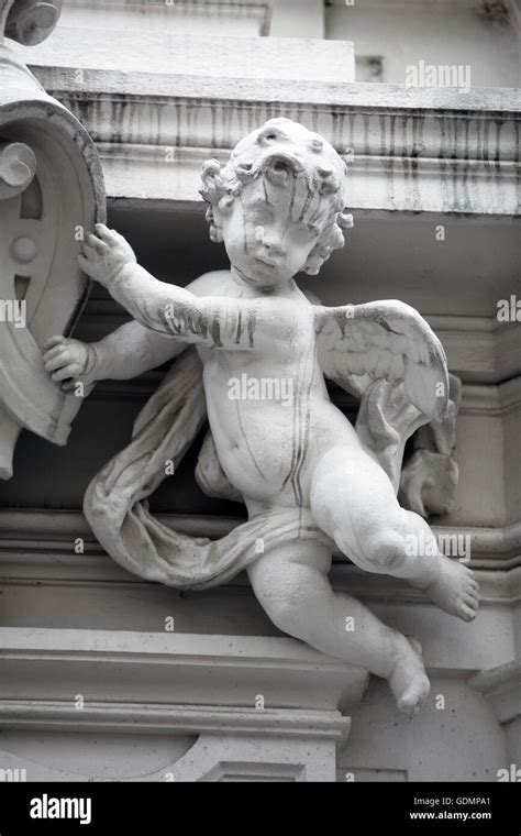 Angel Sculpture In Vienna Austria Stock Photo Alamy