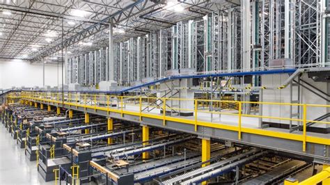 Vf Opens Its Largest Distribution Center In Southern California