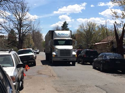 Sysco truck blocks residential street during delivery to neighborhood ...