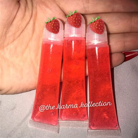 𝒢𝑜𝓉𝓉𝒶 𝐿𝑜𝓉𝓉𝒶 𝒢𝓁𝑜𝓌 On Instagram “tinted Strawberry Lipgloss🍓🥰 Follow Thekarmakollection For