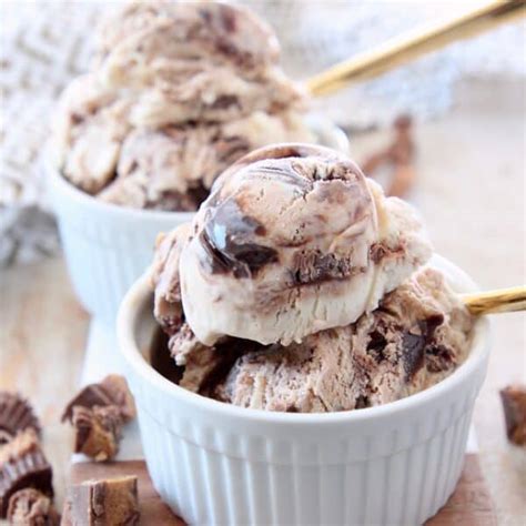 No Churn Moose Tracks Ice Cream Recipe Whitneybond