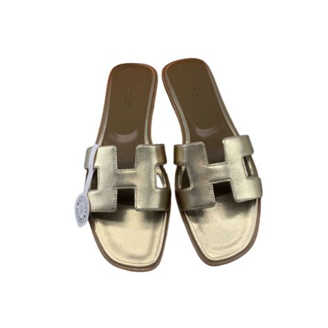 Hermes Oran Sandal Gold For Women Acaxro88