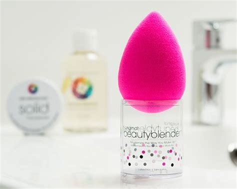 How To Clean Your Beautyblender The Official Guide Eyebrows