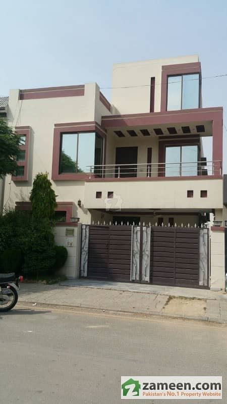 Marla Used House For Sale In Umar Block Bahria Town Lahore Bahria