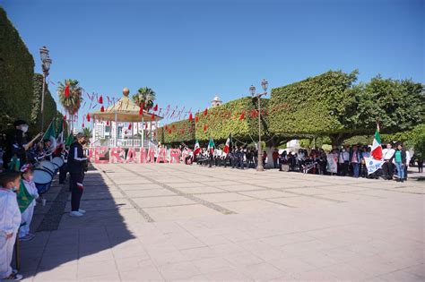 Ceremonia De Izamiento De La Bandera Monumental Nuestras Noticias Baj O