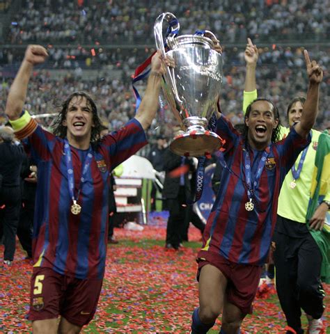 Ronaldinho names Best XI teammates; Great names missing