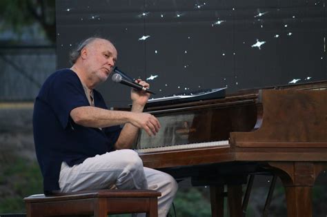 Piano Bajo Las Estrellas en Cerro Navia Música de los astros y