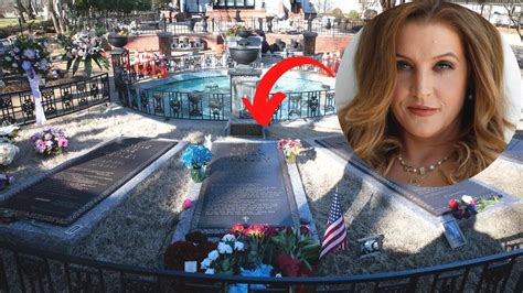 Lisa Marie Presley Laid To Rest Next To Son At Graceland Youtube