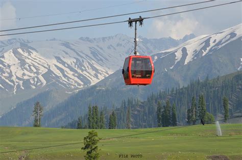 Jammu And Kashmirs Famed Gulmarg Gondola Earns Record ₹ 100 Cr This