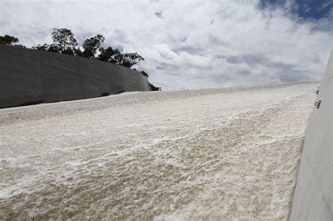 ACT Rural Fire Service Events: Spectacular images of the Googong Dam ...