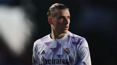 Lunin Podr A Salir Y Ancelotti Busca Un Portero Con Experiencia