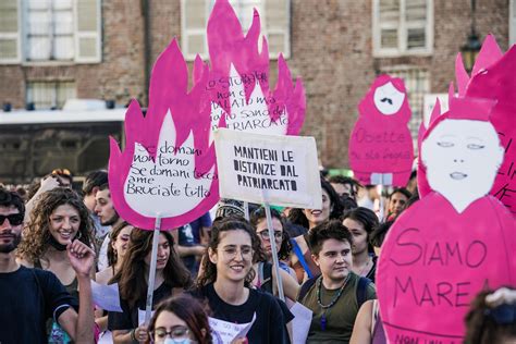 Violenza Contro Le Donne Come Combatterla