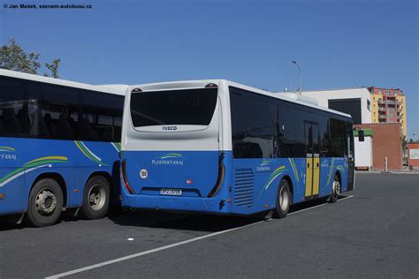 Fotografie Iveco Crossway LE LINE 10 8M 8P2 9705 Z Group bus Plzeň