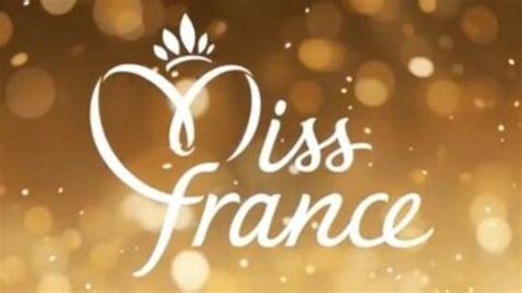 Miss France Face Aux Moqueries Le Cr Ateur De La Robe Table De