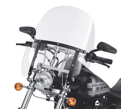 Quick-Release Compact Windshield | Windshields | Official Harley-Davidson Online Store