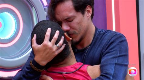 Foto Bbb Vyni Esclareceu A Rela O E Sentimentos Por Eliezer Ap S