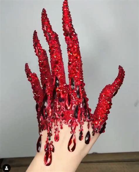 Blood Gauntlet Halloween Makeup Makeup Art Fantasy Fashion