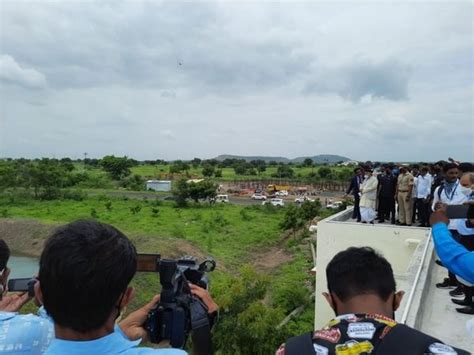 05.08.2021: Governor inspected the rain water harvesting structures in ...