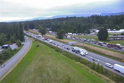 Update Highway 1 Incidents In Langley Cleared Langley Advance Times