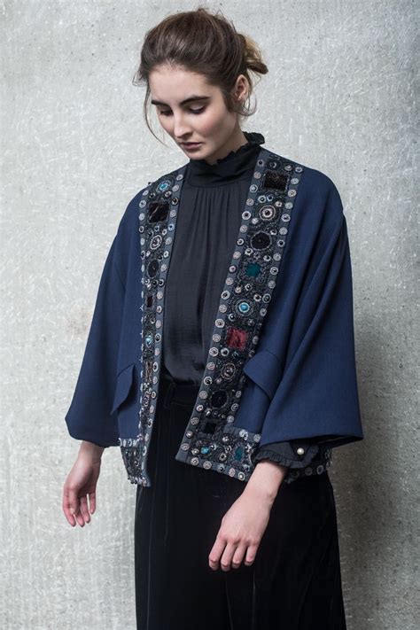 Kimono fashion, Traditional dresses designs, Russian fashion
