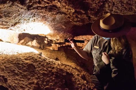 15 Epic Things To Do In Wind Cave National Park Itinerary