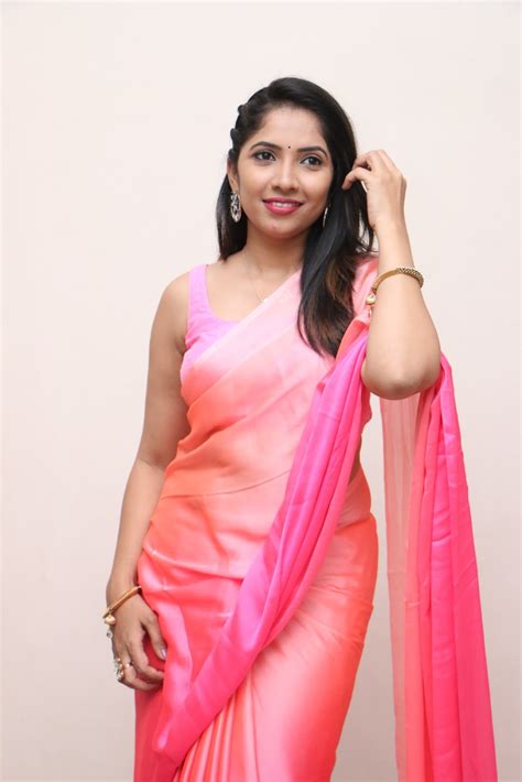Anchor Indu Hot Stills In Half Saree