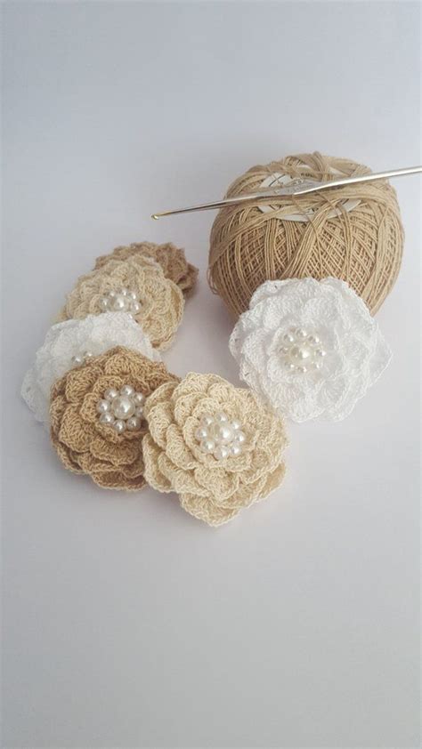 Pin By Badema Ljeljak Dugalic On Brosevi Crochet Flower Tutorial