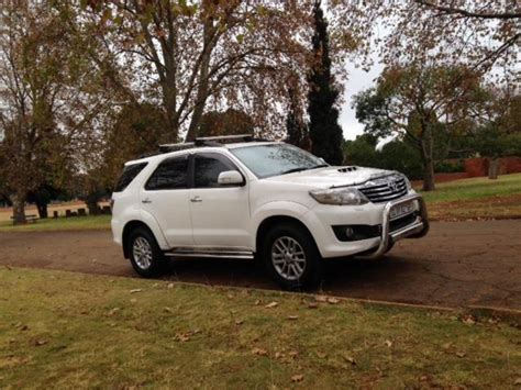 Used Toyota Fortuner 30 D4d 4x2 At White Low Mileage 2013 On Auction