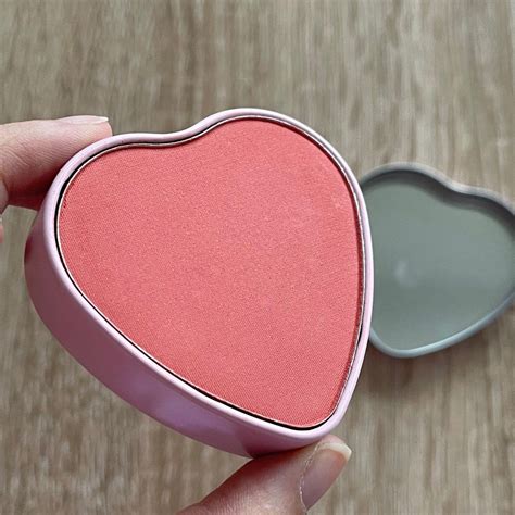 Blush On Perona Pemerah Pipi Madame Gie Precious Heart Shade 03 On