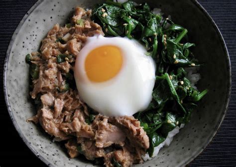 Tuna Spinach Rice Bowl Recipe By Hiroko Liston Cookpad