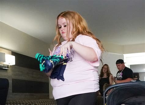 Mama Junes Daughter Honey Boo Boo 16 Sparks Rumors Shes Engaged To