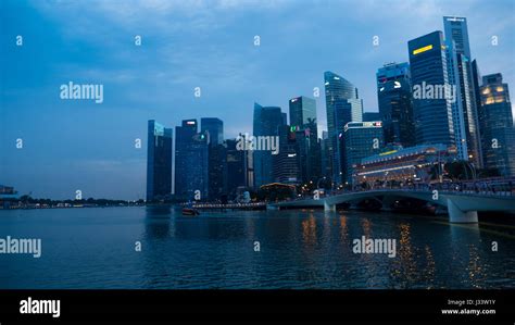 Bayfront Von Marina Bay Fotos Und Bildmaterial In Hoher Aufl Sung Alamy