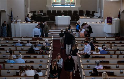 Des églises Et Des Pasteurs Répondent à La Fusillade De Lécole Chrétienne De Nashville Que