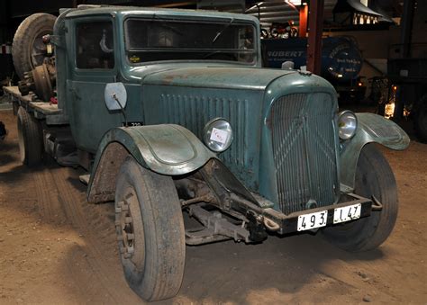 Citroen P Mus E De La Locomotion Castillon La Bataill Flickr