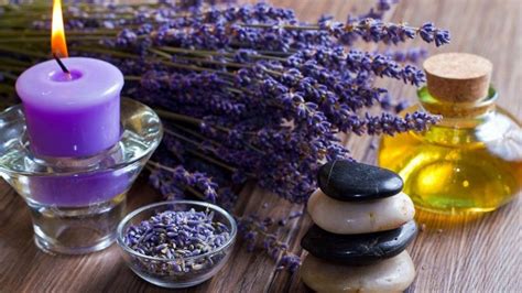 Best Essential Oils For Chronic Hives On Face And Hands