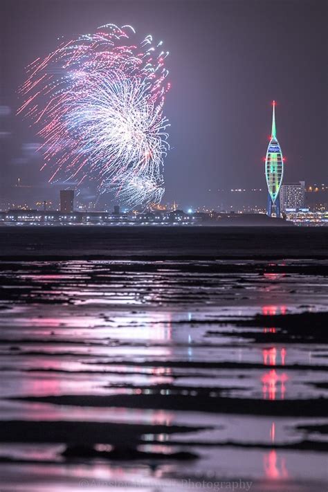 ab526 Gunwharf fireworks 2018