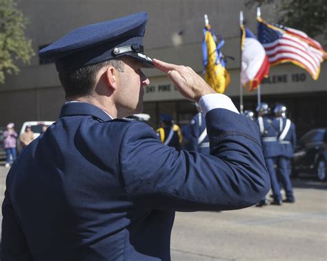 Team Dyess Abilene Honors Women Veterans In Veterans Day Parade Dyess Air Force Base News