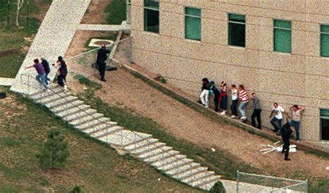 Principal who led Columbine High School during 1999 massacre to retire ...