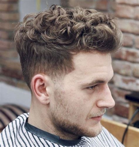 Stunning Curly Hairstyle For Men With White Skin 03 Curly Hair Men