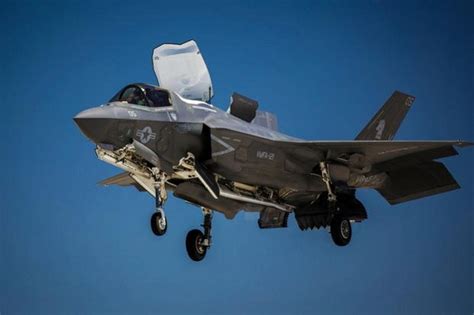 Blunder Jet Tempur Siluman F 35 AS Terkena Pelurunya Sendiri