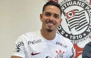 Corinthians confirma saída repentina do zagueiro Lucas Veríssimo para o