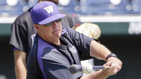 Uw Huskies Baseball Coach Lindsay Meggs Retires After 13 Seasons