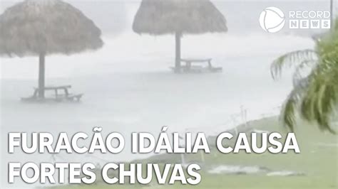 Furac O Id Lia Chega A Florida Ventos De Mais De Km H E Chuvas