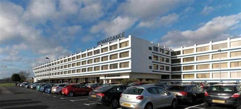 Radisson Blu Edwardian Hotel Heathrow Airport with Parking Deals | APH