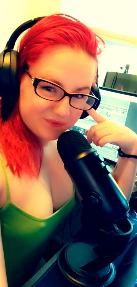 Fun Submissive Flirty Milf Ready To Make You Cum Free Sub Come