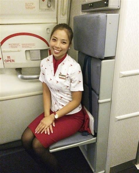 Flight Attendantおしゃれまとめの人気アイデアPinterestChi Hung Kwok ナイル川 タイツ 服