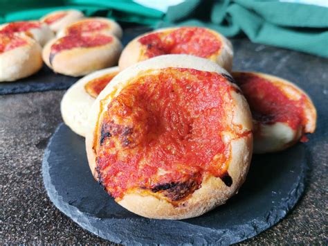 Pizzette Rosse Con Farina Revolution Senza Glutine Un Esplosione Di Bont