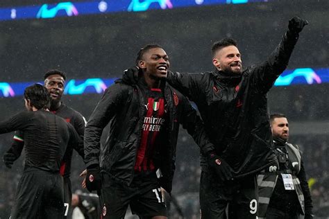 Ac Milan Tidak Mau Bertemu Dengan Tim Tim Serie A Di Perempat Final